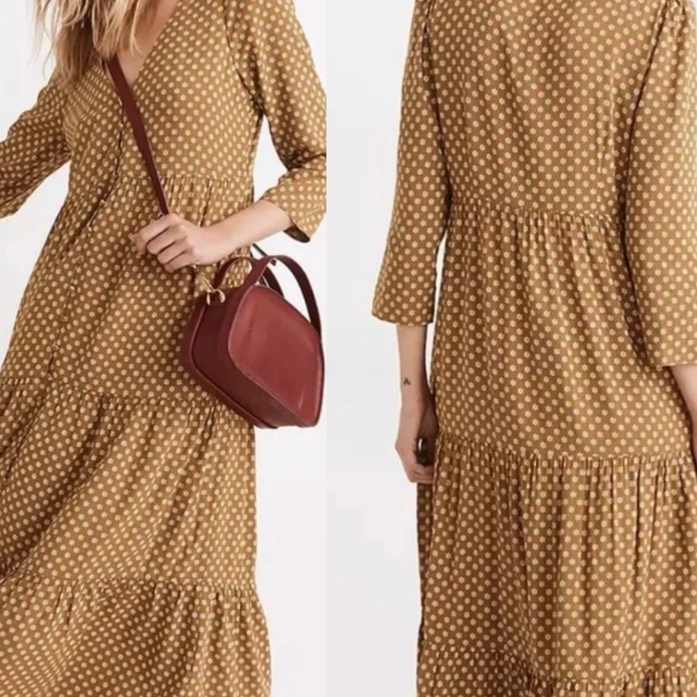 Madewell V-Neck Tiered Button-Front‎ Midi Dress in Daisies Forever